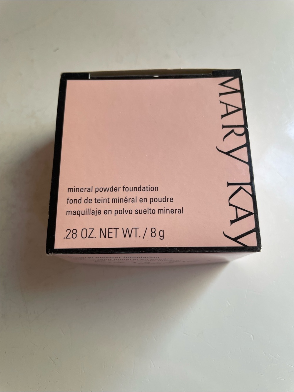 NIB Mary Kay Mineral Powder Foundation - Beige 1.5